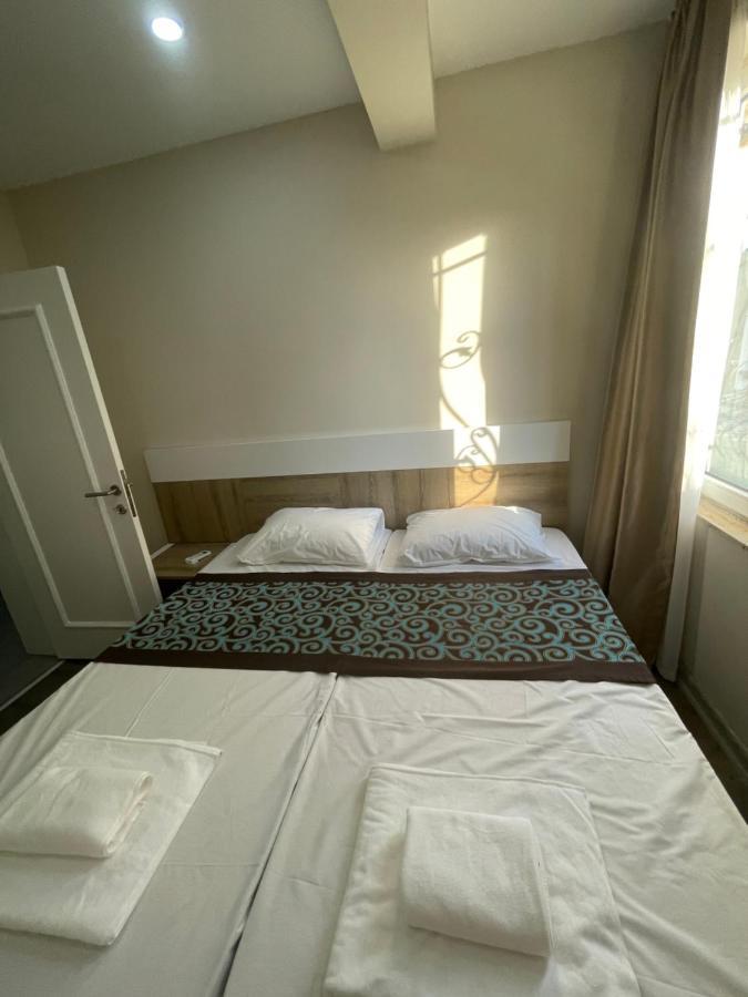 Apartment Brand New Building In Kundu, In The Heart Of